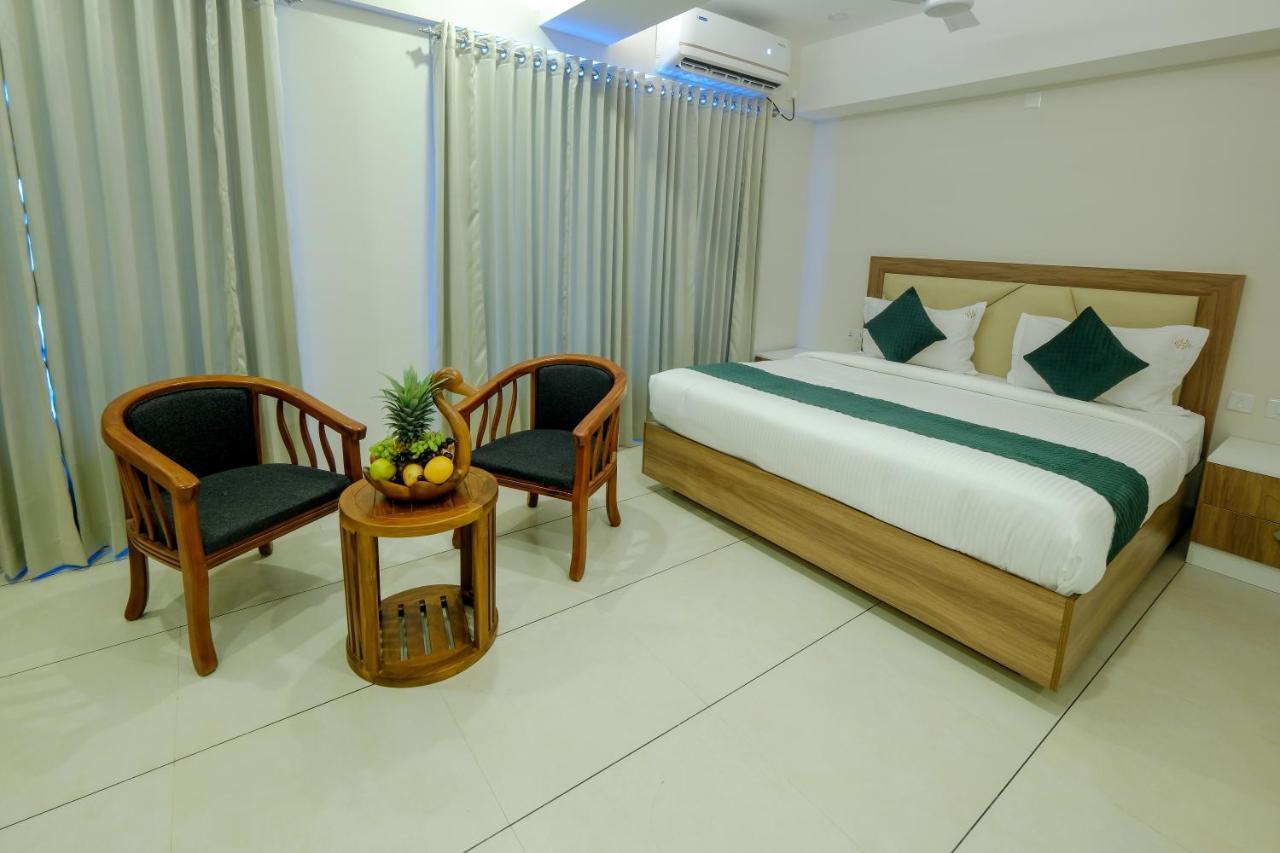 The Heartland Business Hotel, Trivandrum Thiruvananthapuram Ngoại thất bức ảnh
