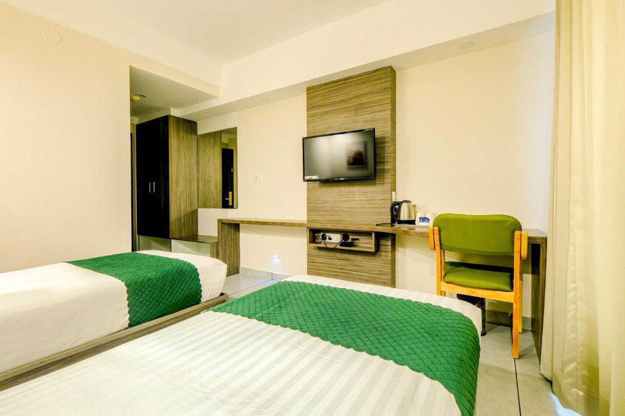 The Heartland Business Hotel, Trivandrum Thiruvananthapuram Ngoại thất bức ảnh