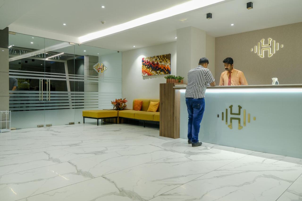 The Heartland Business Hotel, Trivandrum Thiruvananthapuram Ngoại thất bức ảnh